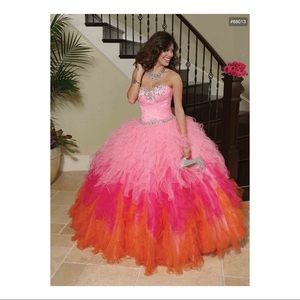 💕Strawberry Sherbert Quinceanera Ballgown 💕